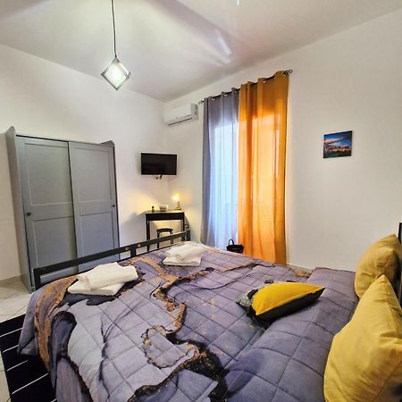 Casa Imma Bed & Breakfast Napoli Bagian luar foto